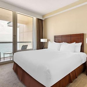 King Studio Ocean Front